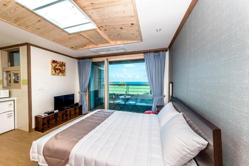 Sea And Wave Guest House Seogwipo Exterior foto