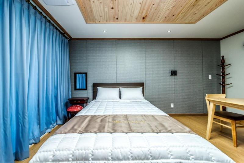 Sea And Wave Guest House Seogwipo Exterior foto