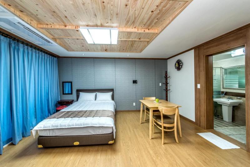 Sea And Wave Guest House Seogwipo Exterior foto
